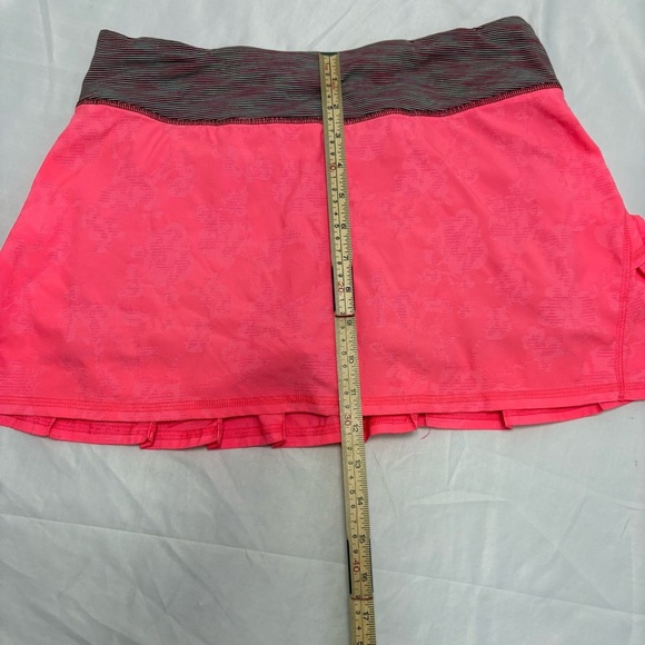 Lululemon Pace Setter Skirt Skort Size 6 Flash
/Wee Are From Space Deep Pink - Picture 9 of 10
